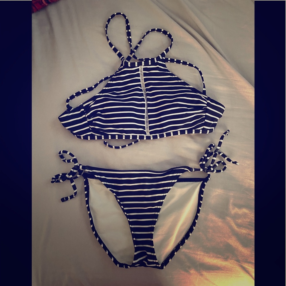 Xhilaration swimsuit